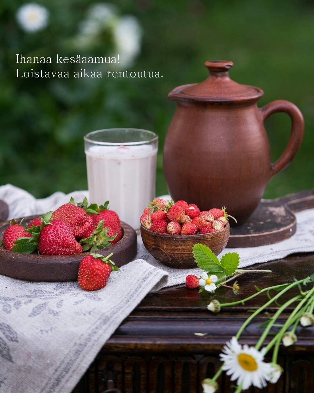 Ihanaa kesäaamua! Loistavaa aikaa rentoutua.