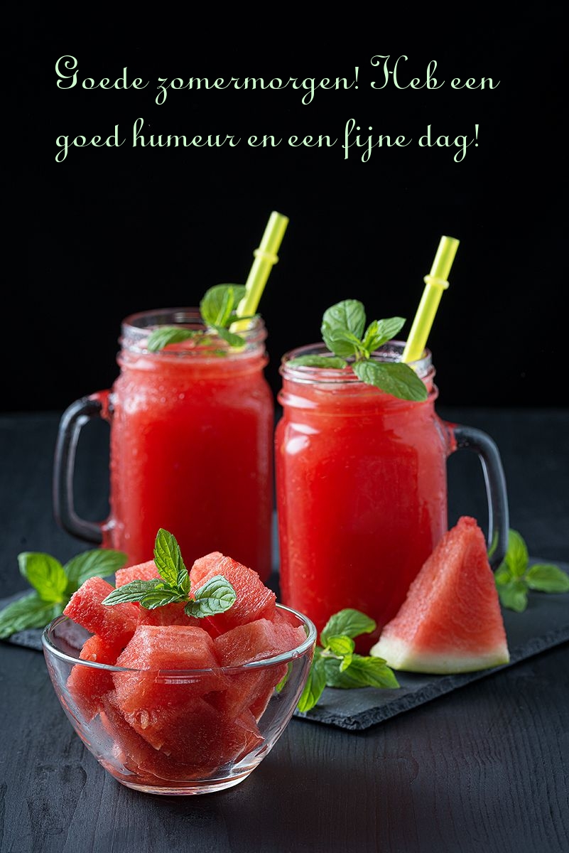Goede zomermorgen! Heb een goed humeur en een fijne dag!